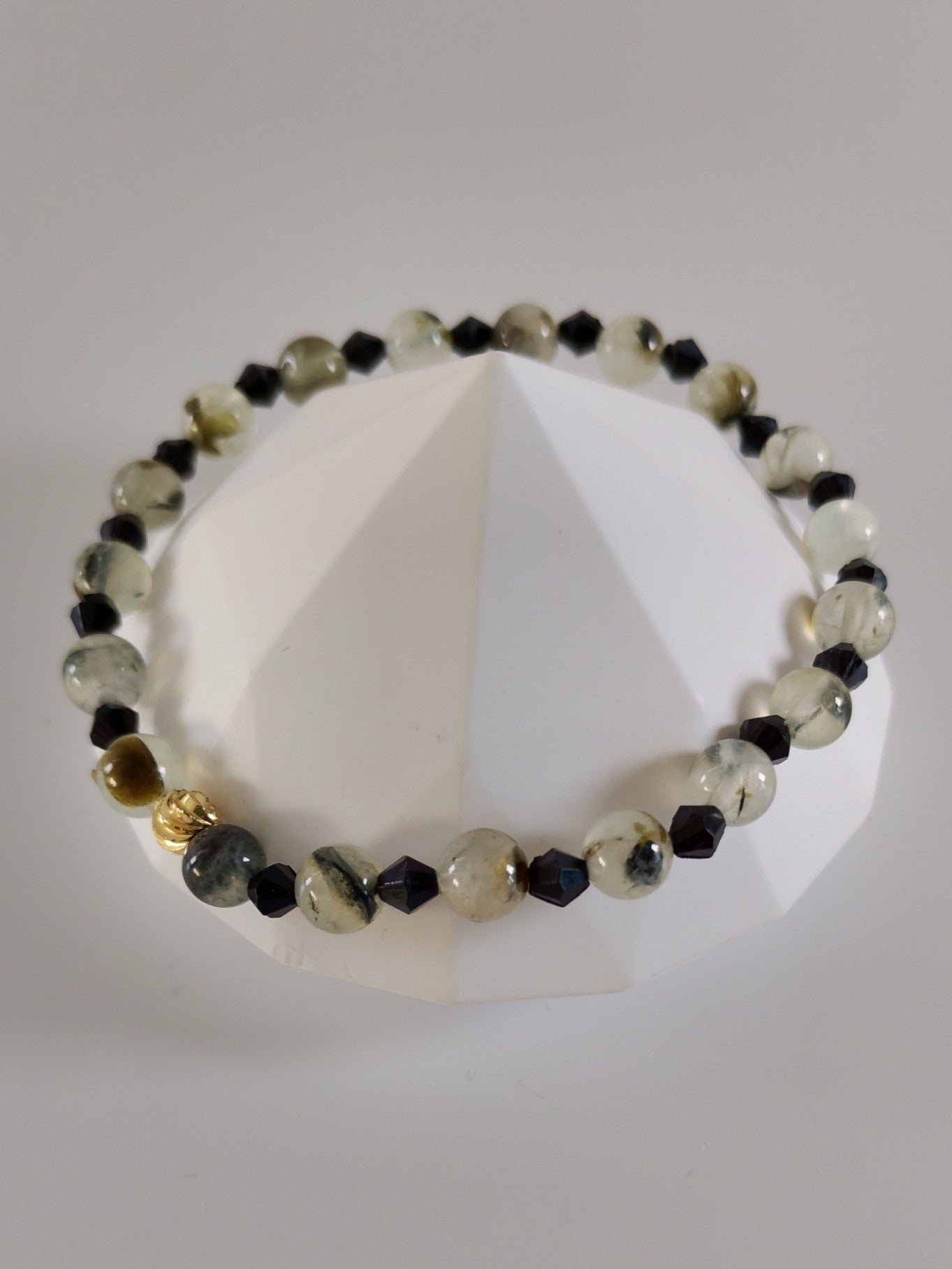 Halvædelstens perle armbånd