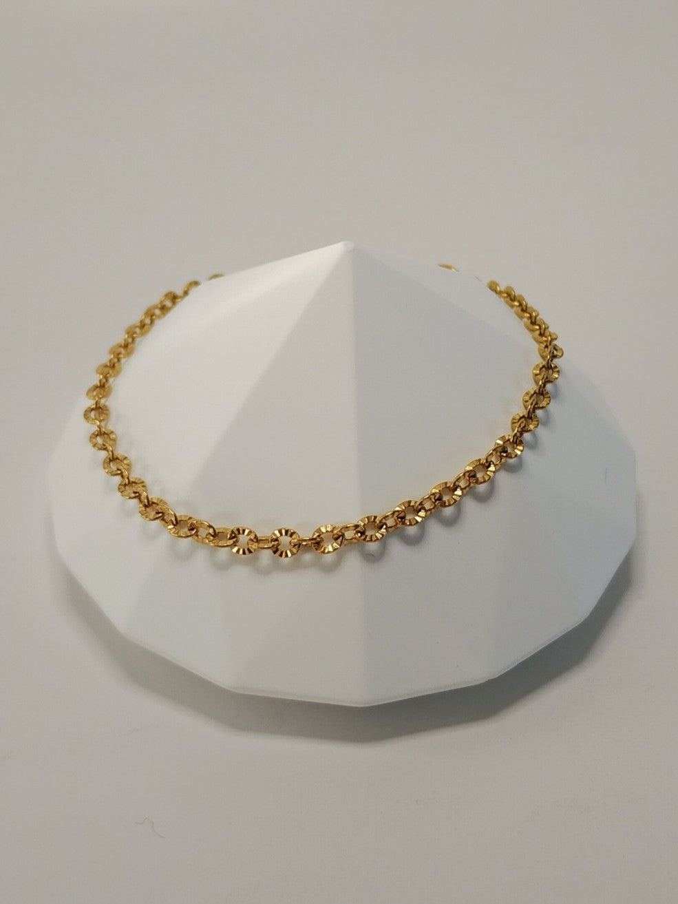 Vandfast armbånd med glimtende mønster