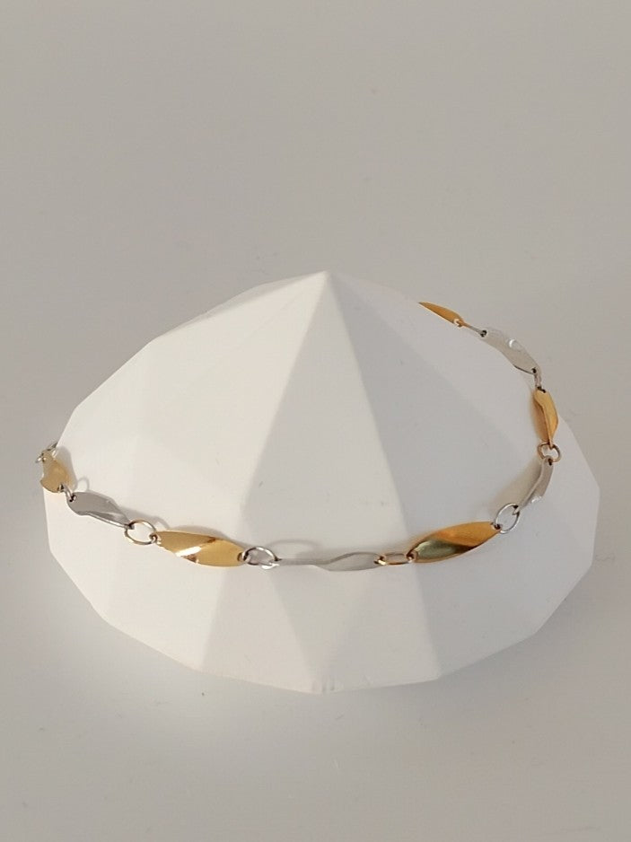 Vandfast to farvet armbånd