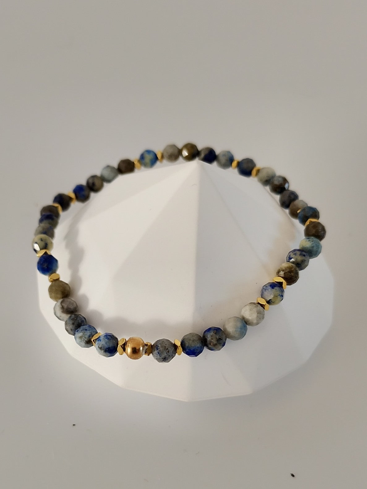 Halvædelstens perle armbånd