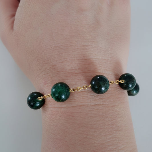 Smaragd armbånd med vandfast kæde