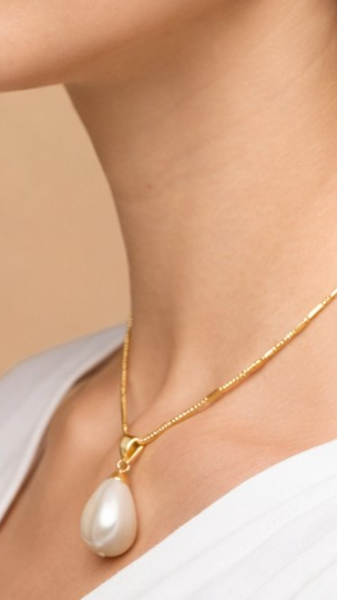 Vandfast halskæde med stor shell dråbe vedhæng